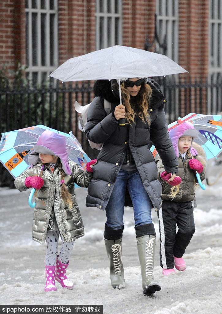又到一年開學季 盤點好萊塢萌娃星二代上學路（組圖）
