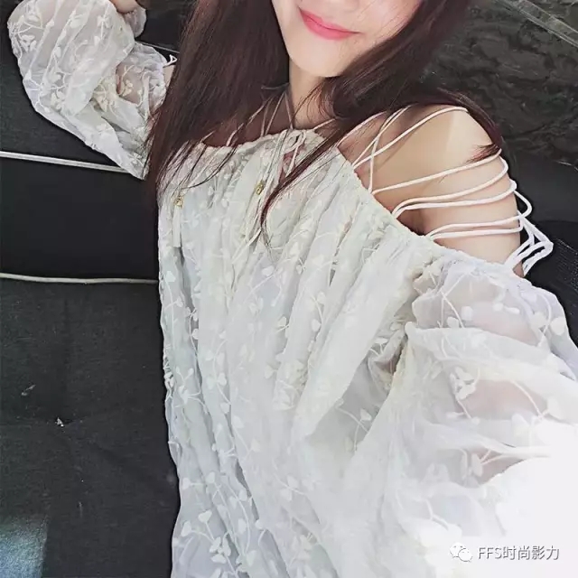 《權(quán)力的游戲》女主們的高定服裝燒到了時尚圈（組圖）