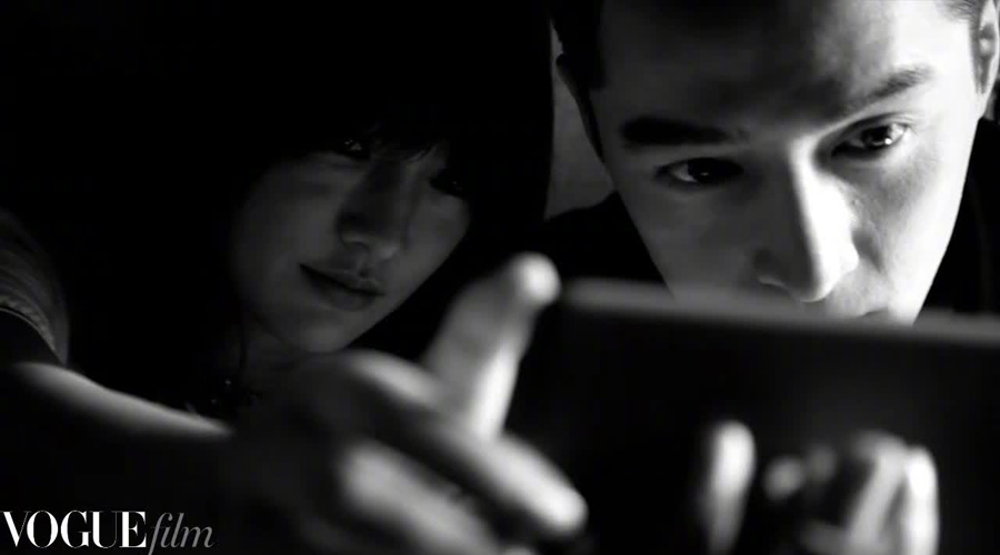 胡歌周迅合體拍時(shí)裝短片 演繹邂逅與離別似經(jīng)典電影（組圖）