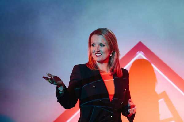 考驗情商的時刻:怎么跟老板談請假和辭職?專家給你支了幾招……