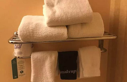 網友曬出貼心的酒店服務，這些設計也太人性化了吧