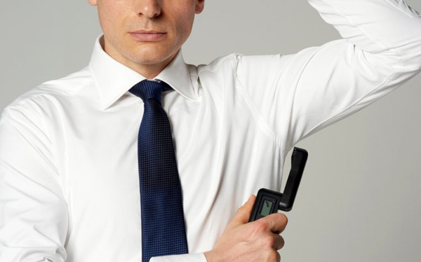 臭氣熏天卻不自知？日本發(fā)明體臭檢測(cè)器