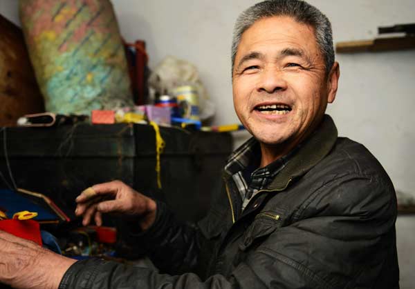 One man's lost-and-found service