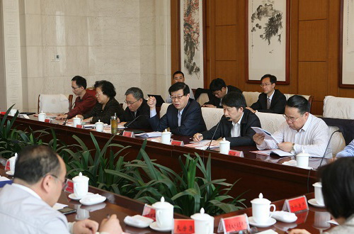 Li Wei conducts survey in Tianjin