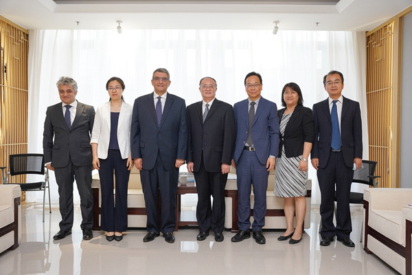 DRC official meets with foreign delegates at 4th CIKD communication salon