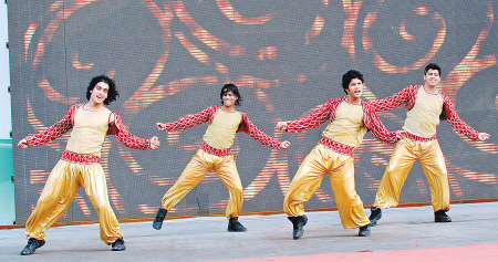 Bollywood's dance opens India Week