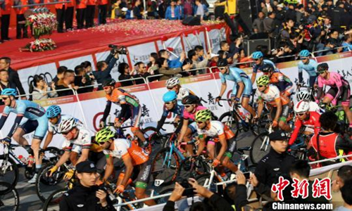 2016 Tour of Taihu Lake kicks off in Binhu district