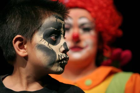 Clown Convention Opens in Mexico