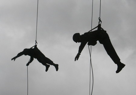 US and ROK hold joint military drills in Pohang