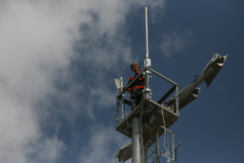 真才基：科技自信托起電信強國夢