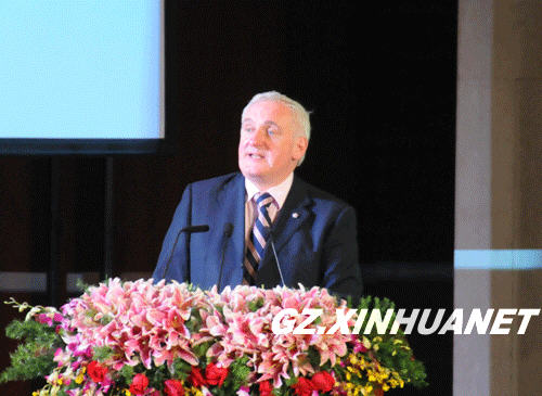 愛爾蘭前總理伯蒂·埃亨：在全球范圍內進行生態創新