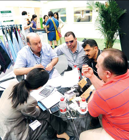 Keqiao hosts international expo