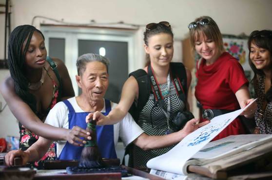 “境外媒體聚焦美麗中國”系列品牌活動之“風箏之都魅力濰坊”行取得圓滿成功