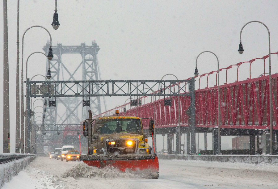 US East Coast buried in snow