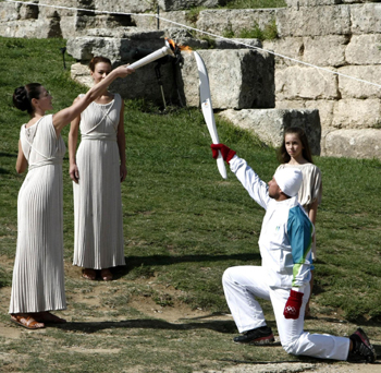 Vancouver 2010 Games torch lit in Olympia