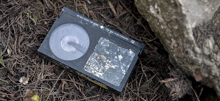 英媒曝光神秘被棄宅邸 存五輛古董車