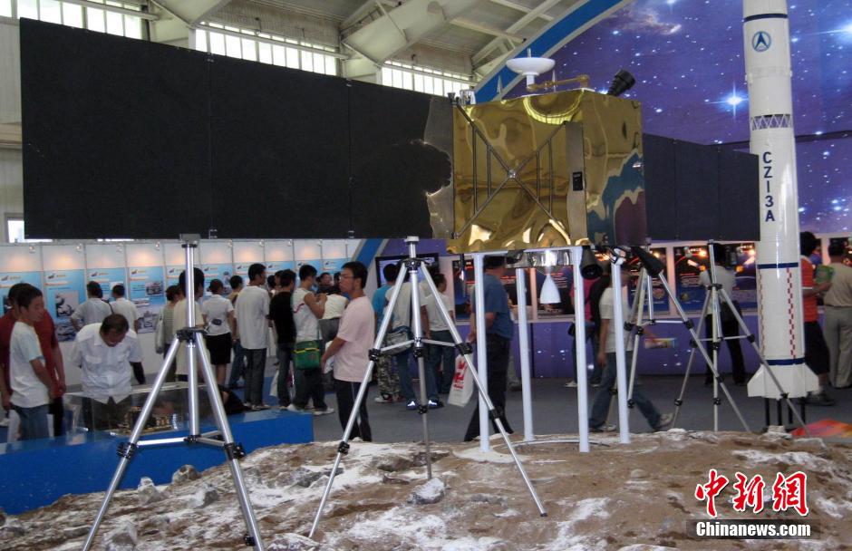 “嫦娥”探月飛天路