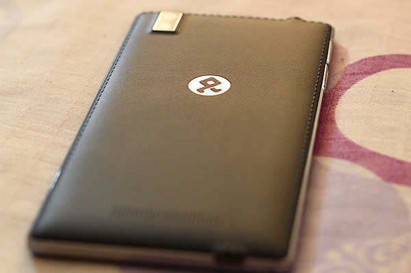 千元最薄 五寸四核 大Q旗艦機Q1測評