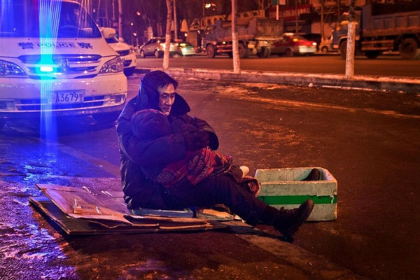 Trending: A Santa-packed car