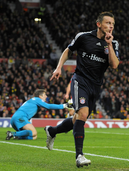 歐冠：拜仁連扳兩球 10人曼聯(lián)主場3:2出局