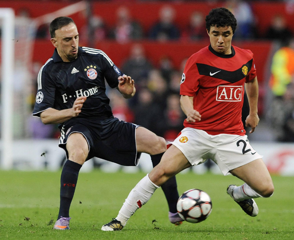 歐冠：拜仁連扳兩球 10人曼聯(lián)主場(chǎng)3:2出局