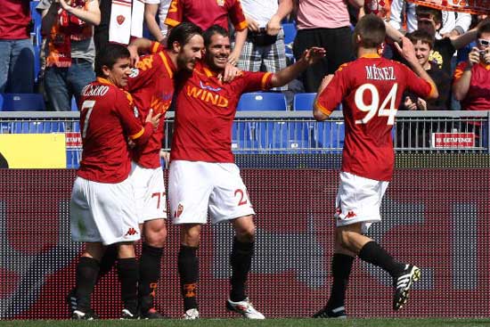 托蒂助攻 羅馬2：1亞特蘭大反超國米登頂