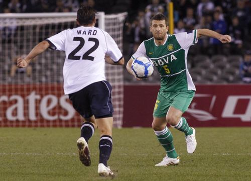 亞冠：國安戰平墨爾本 長春亞泰不敵鹿島鹿角