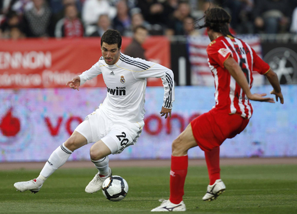 西甲：C羅世界波 皇馬2:1客場(chǎng)逆轉(zhuǎn)緊追巴薩