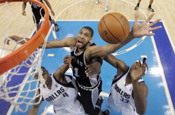 NBA季后賽：鄧肯25分 馬刺客場(chǎng)102:88屠小牛