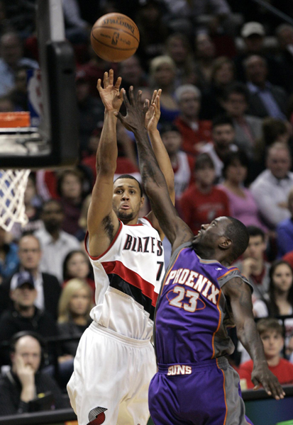 羅伊首發開拓者難成黑馬 太陽4:2闖關