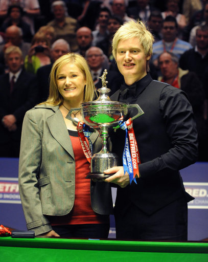 世錦賽：羅伯遜18:13擒多特 職業(yè)生涯首奪冠