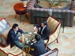 揭秘朱駿收購(gòu)利物浦真相 豪組財(cái)團(tuán)如何盈利？