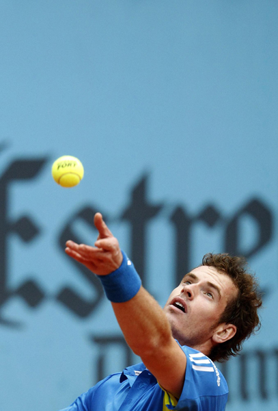 馬德里賽：納達爾苦戰過關 小威遭逆轉出局