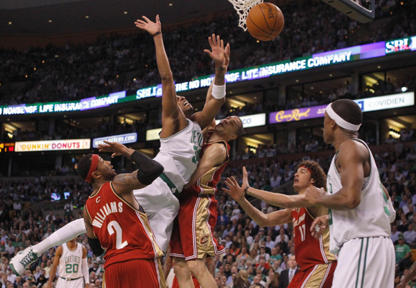 NBA：詹姆斯三雙騎士黯然出局 綠衫軍4:2晉級戰魔術