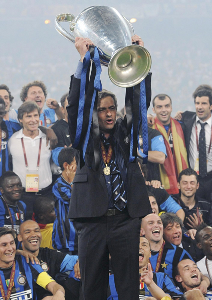 歐冠：米利托梅開(kāi)二度 國(guó)米擒拜仁奪三冠王