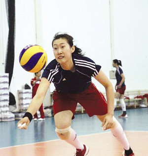 中國女排再度進(jìn)行人員調(diào)整 90后主攻楊婕暫時(shí)離隊(duì)