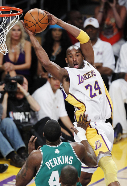 NBA：雷•阿倫三分破紀錄 綠衫軍苦勝湖人扳平總分