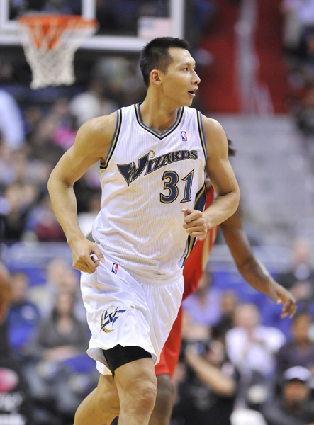 姚明傷退中國德比 易建聯13分奇才98:91力克火箭