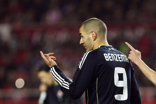 國(guó)王杯：本澤馬單騎救主 皇馬客場(chǎng)1:0勝塞維利亞