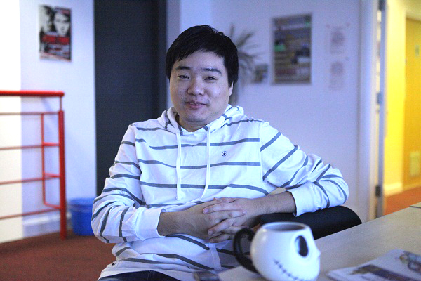 專(zhuān)訪丁俊暉：春節(jié)在比賽中過(guò) 透露個(gè)人小秘密