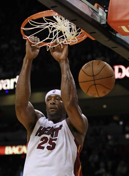 詹姆斯41+13+8+3 熱火末節(jié)逆轉(zhuǎn)步行者得七連勝