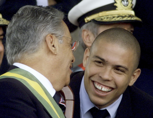 情人節羅納爾多正式宣布退役 結束18年職業生涯