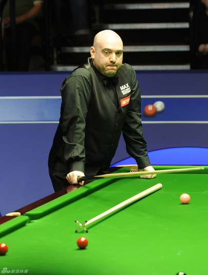 世錦賽：丁俊暉10-2大勝伯內特