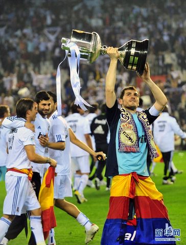 高清-C羅加時絕殺 皇馬1-0勝巴薩時隔18年奪冠