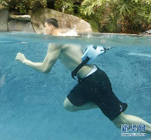 “難說再見！”：姚明NBA生涯全回顧