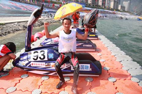 范志雄：冠軍要靠艱苦訓(xùn)練獲得