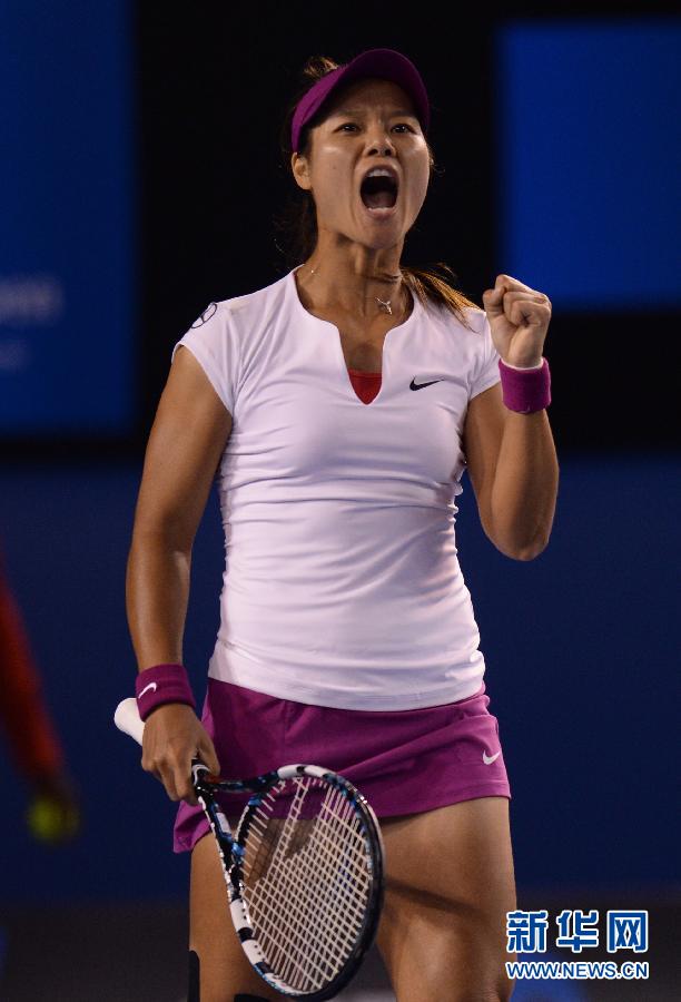 澳網(wǎng)：李娜2:0力克齊布娃 職業(yè)生涯再奪大滿貫