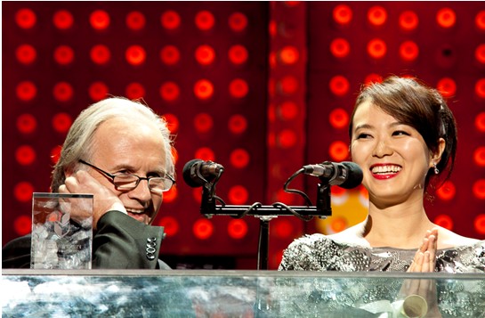 法國導演費利普•彌勒 秀中國話 博掌聲