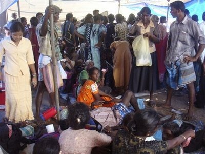 Sri Lanka artillery kills 257 civilians