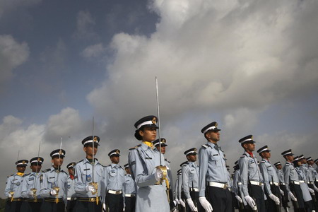 3 policemen found shot in head in Pakistan